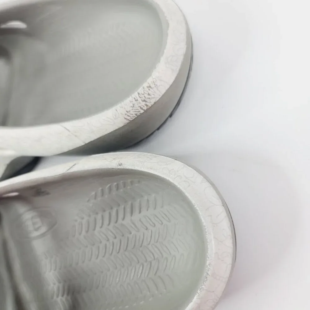 Keen Men's‎ Gray Yogui Arts Closed Toe Slip-On Outdoor Trail Slide Sandal Size 8